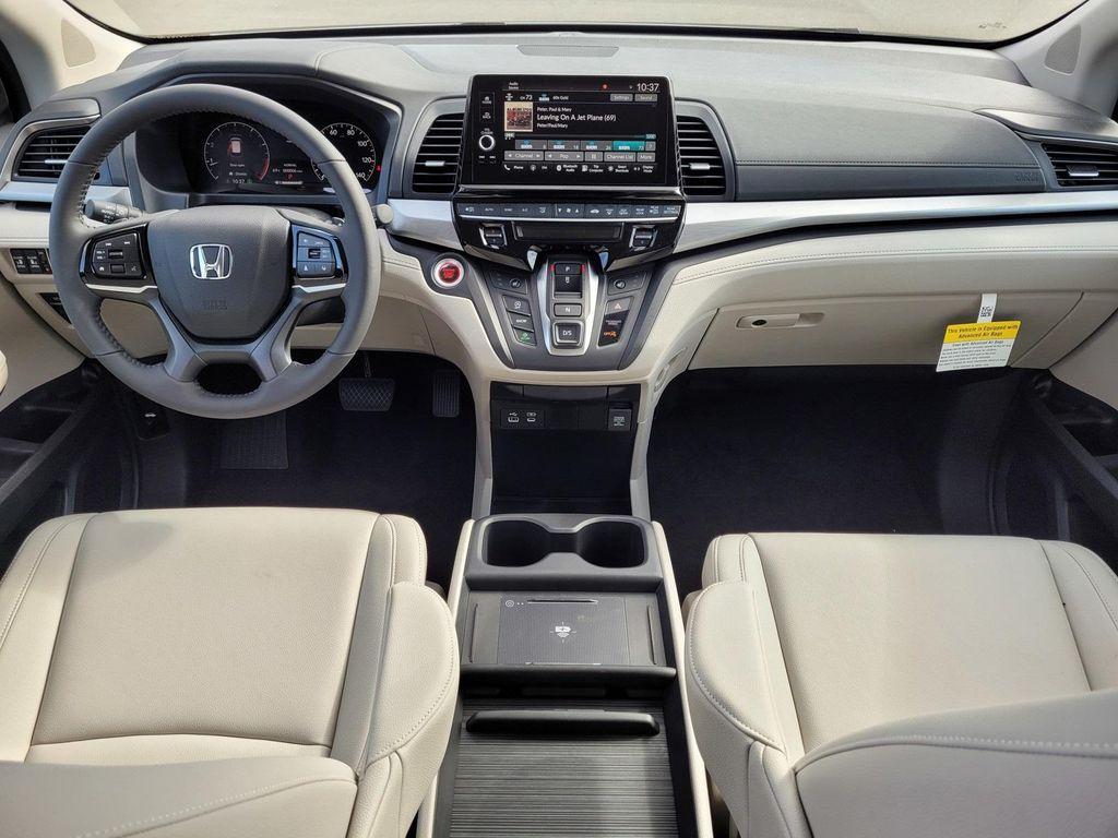 new 2026 Honda Odyssey car, priced at $45,340