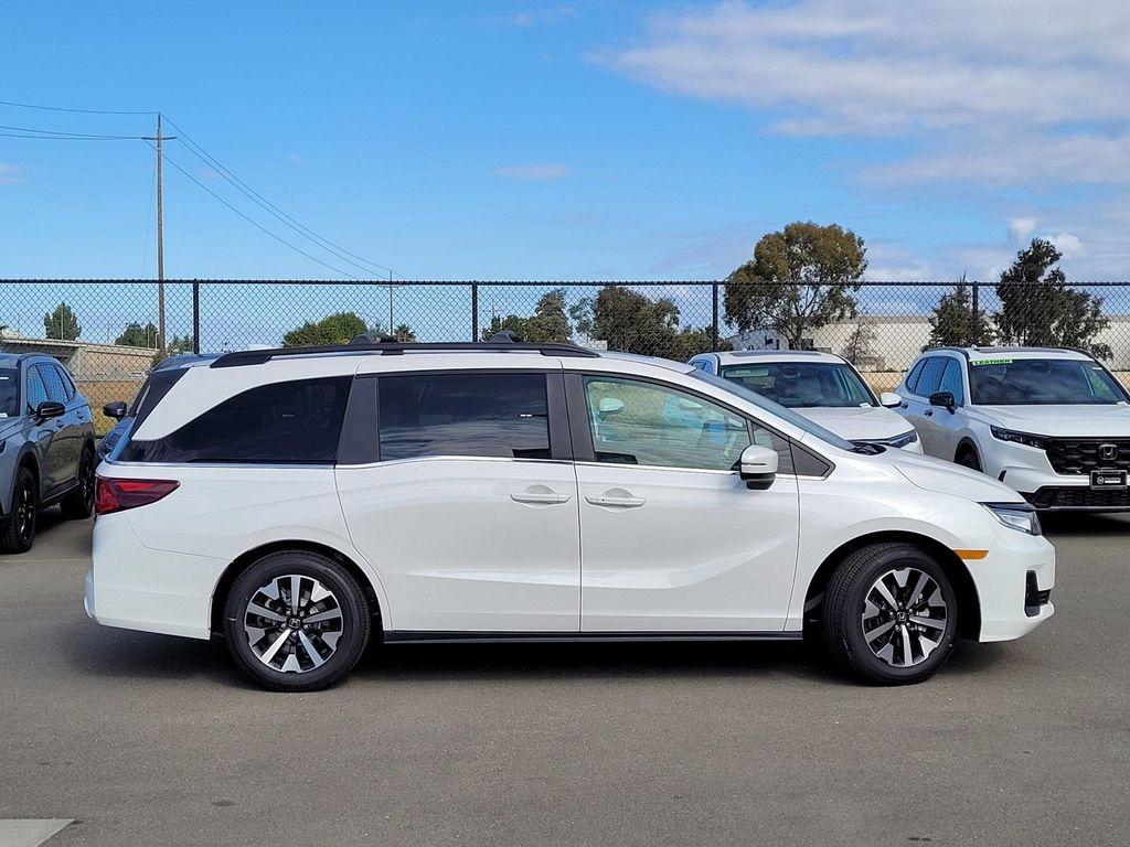 new 2026 Honda Odyssey car, priced at $45,340