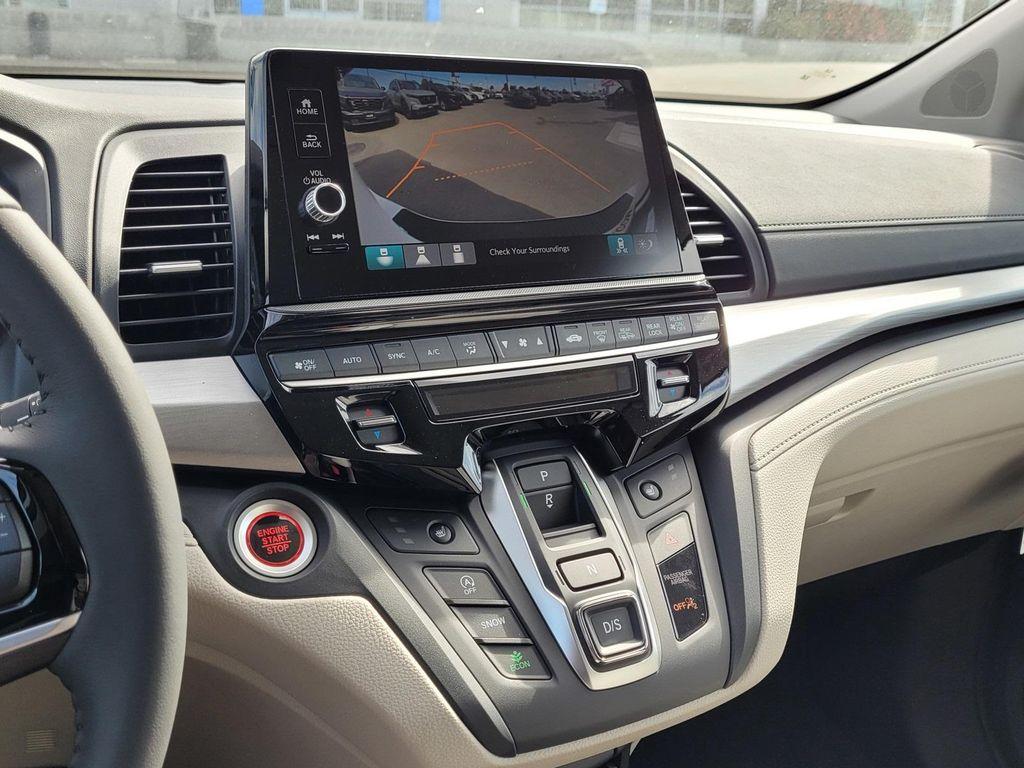 new 2026 Honda Odyssey car, priced at $45,340