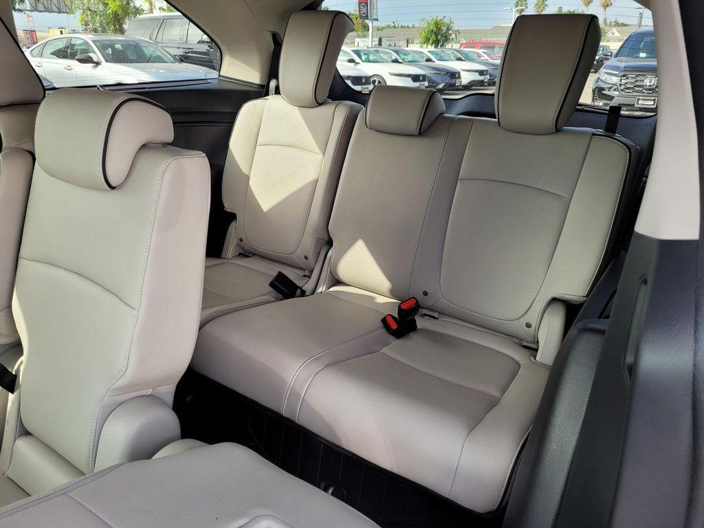 new 2026 Honda Odyssey car, priced at $48,990