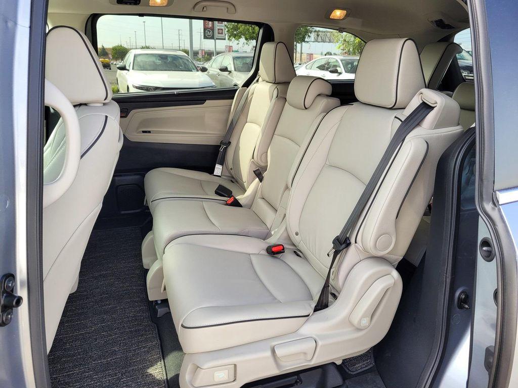 new 2026 Honda Odyssey car, priced at $48,990