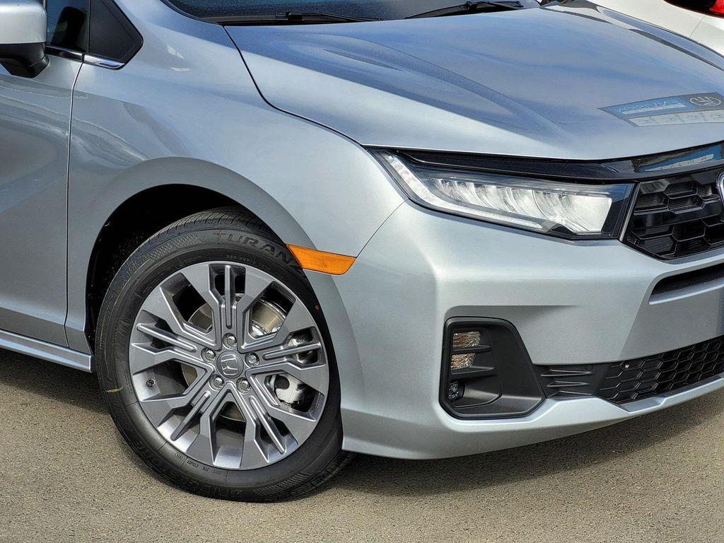 new 2026 Honda Odyssey car, priced at $48,990