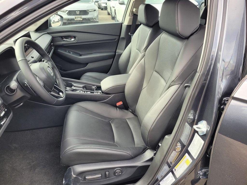 new 2025 Honda Accord Hybrid car, priced at $36,135