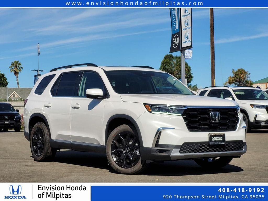 new 2025 Honda Pilot car, priced at $51,305