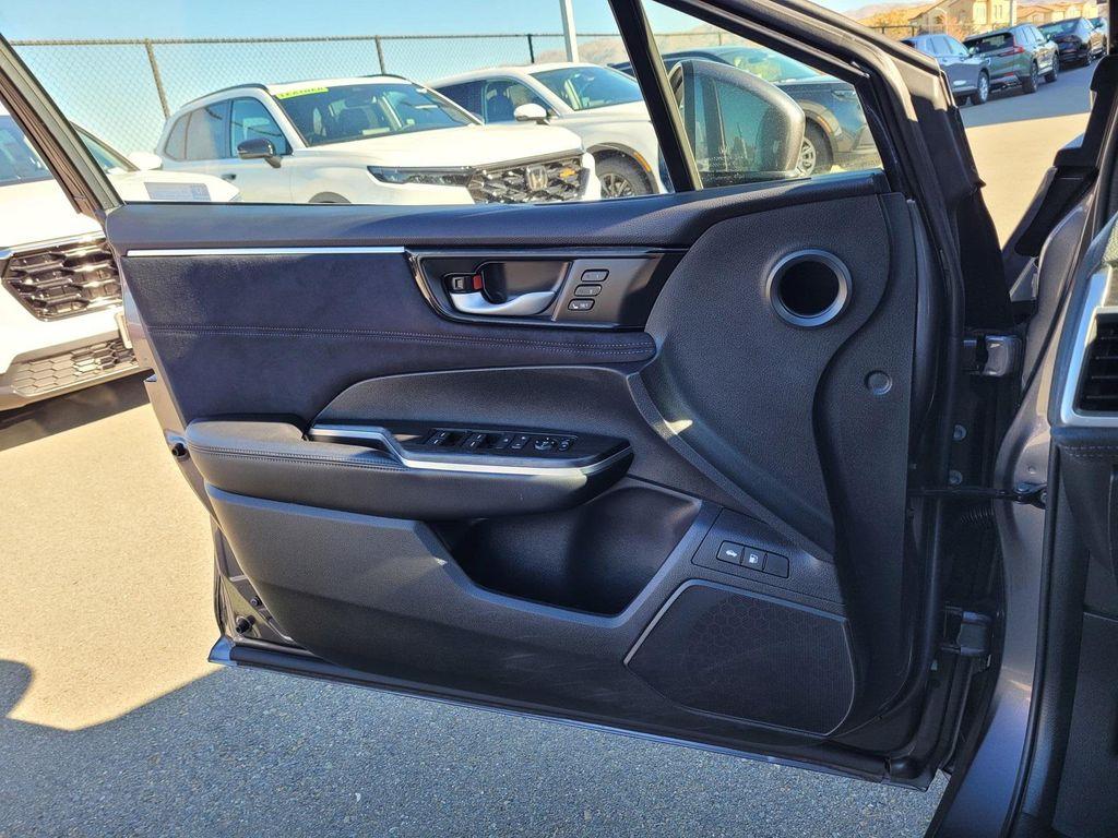 used 2019 Honda Clarity Plug-In Hybrid car, priced at $25,988
