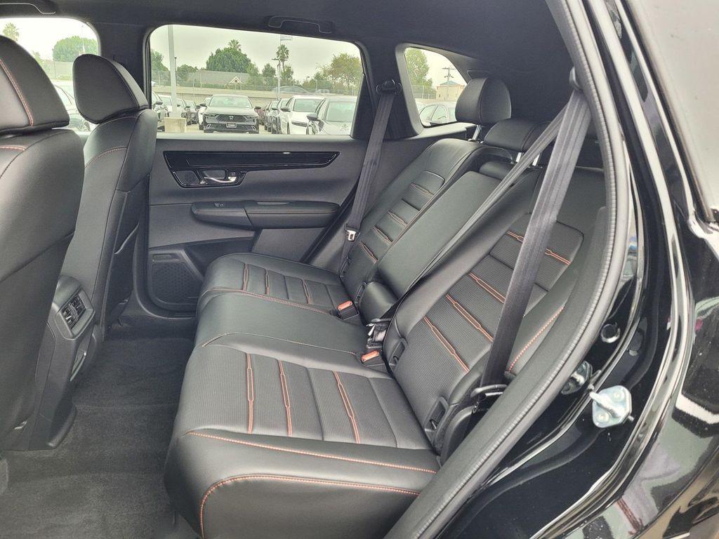 new 2026 Honda CR-V Hybrid car, priced at $43,700