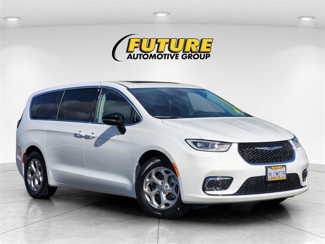 new 2024 Chrysler Pacifica car, priced at $53,991