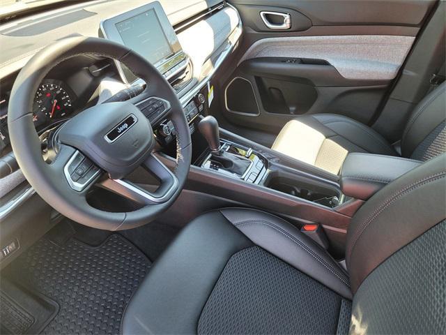 new 2025 Jeep Compass car, priced at $33,035