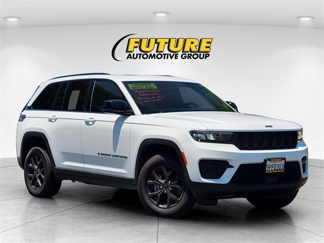 new 2025 Jeep Grand Cherokee car, priced at $46,930