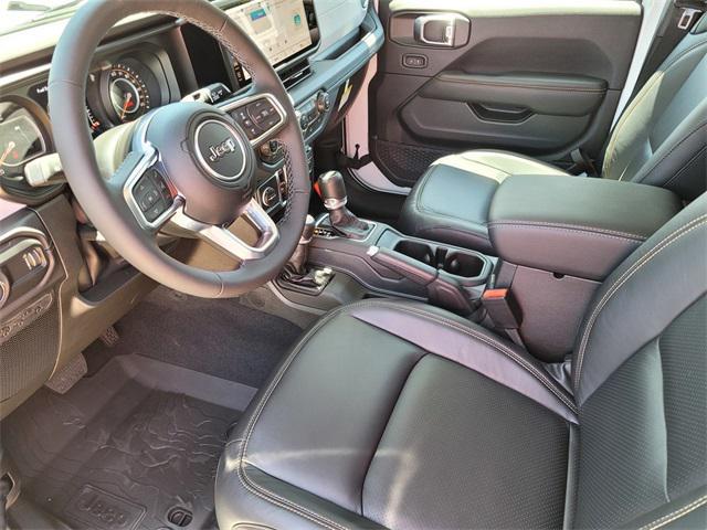 new 2025 Jeep Wrangler car, priced at $55,525