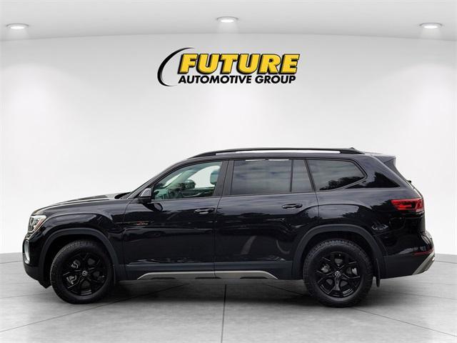 used 2024 Volkswagen Atlas car, priced at $34,888