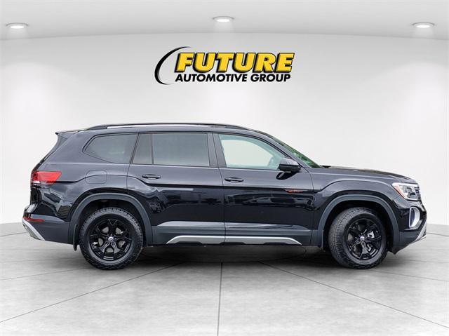 used 2024 Volkswagen Atlas car, priced at $34,888