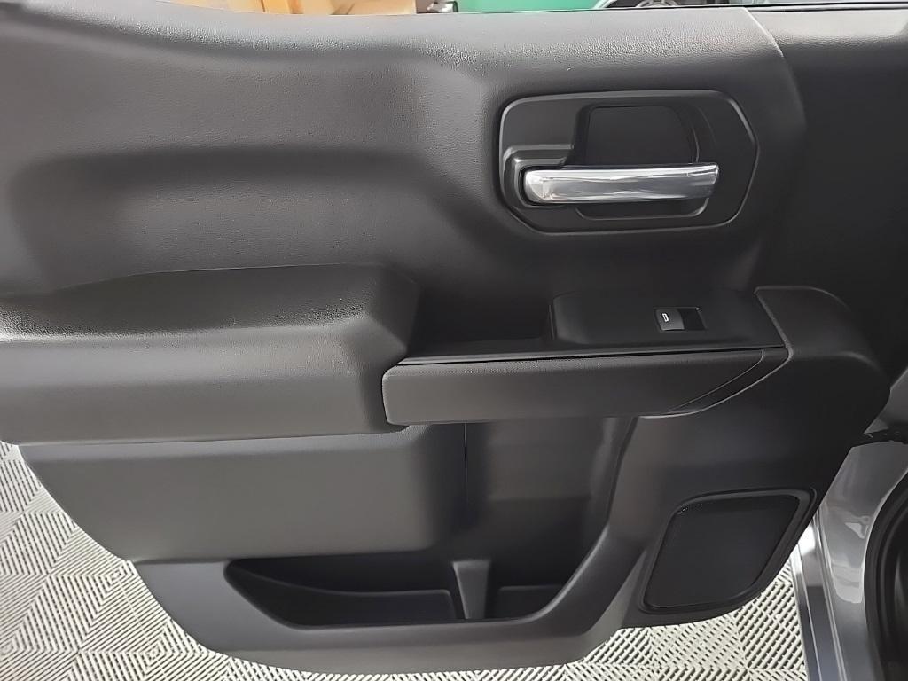 used 2023 GMC Sierra 1500 car, priced at $35,000
