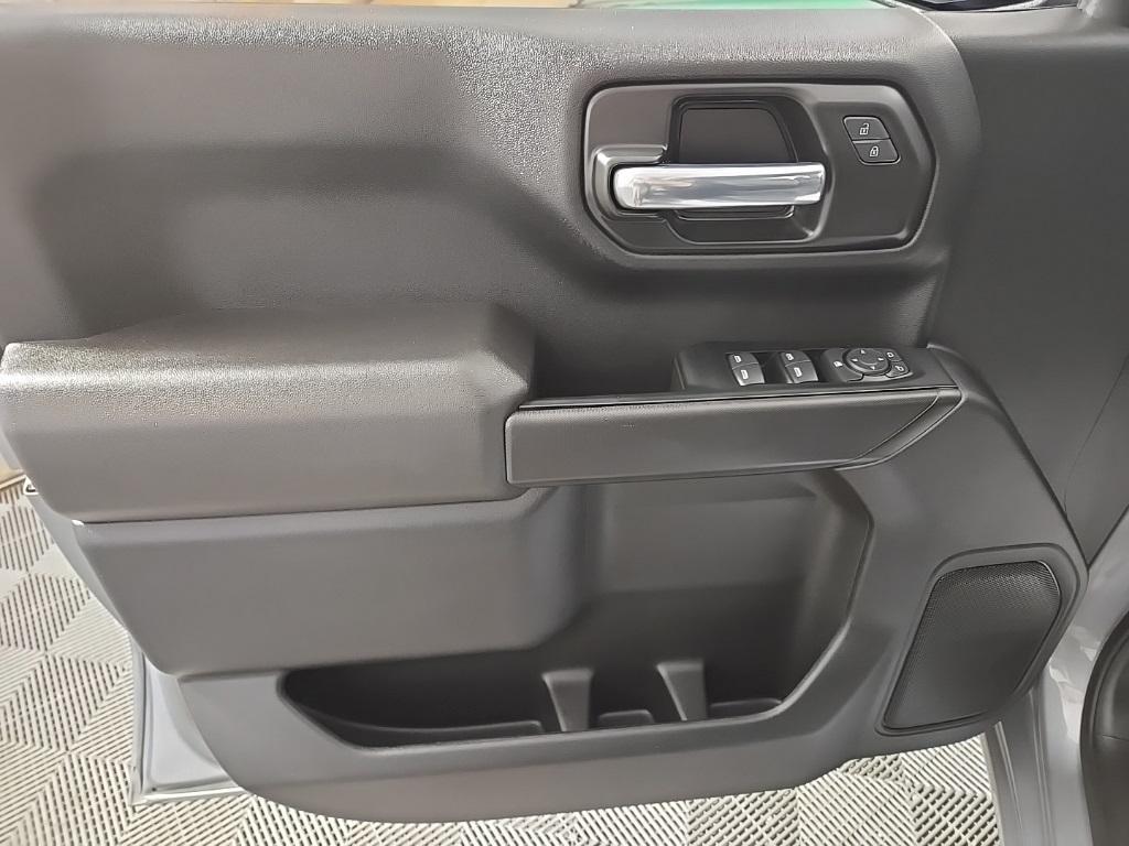 used 2023 GMC Sierra 1500 car, priced at $35,000