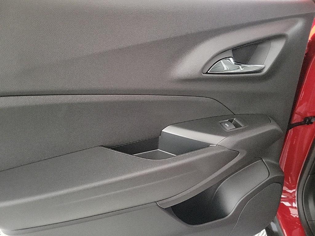 new 2026 Chevrolet Trax car, priced at $28,650