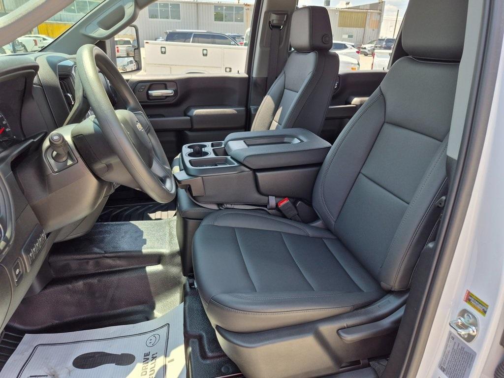 new 2025 Chevrolet Silverado 2500 car