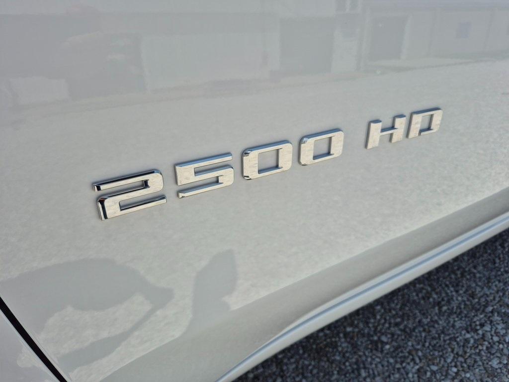 new 2025 Chevrolet Silverado 2500 car