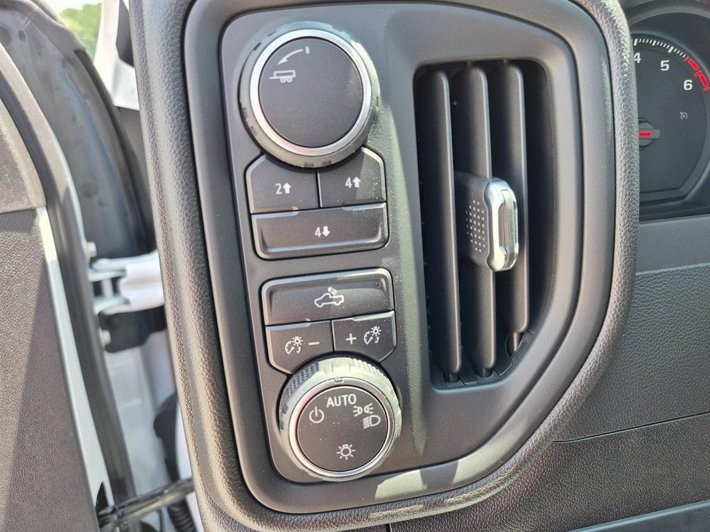 new 2025 Chevrolet Silverado 2500 car