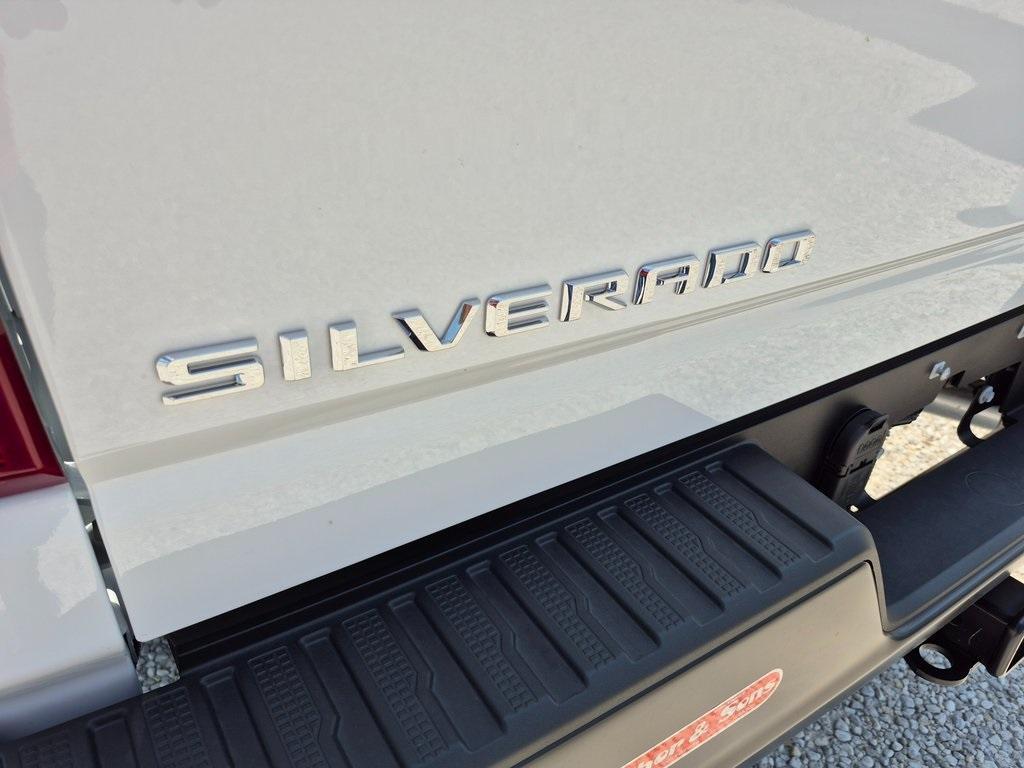 new 2025 Chevrolet Silverado 2500 car