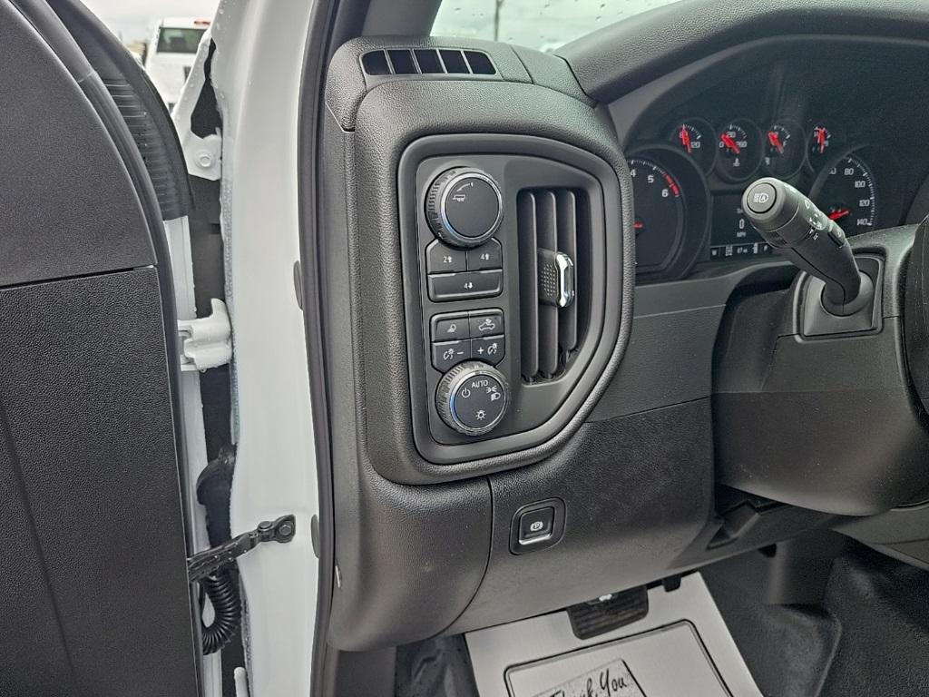 new 2025 Chevrolet Silverado 2500 car, priced at $51,265