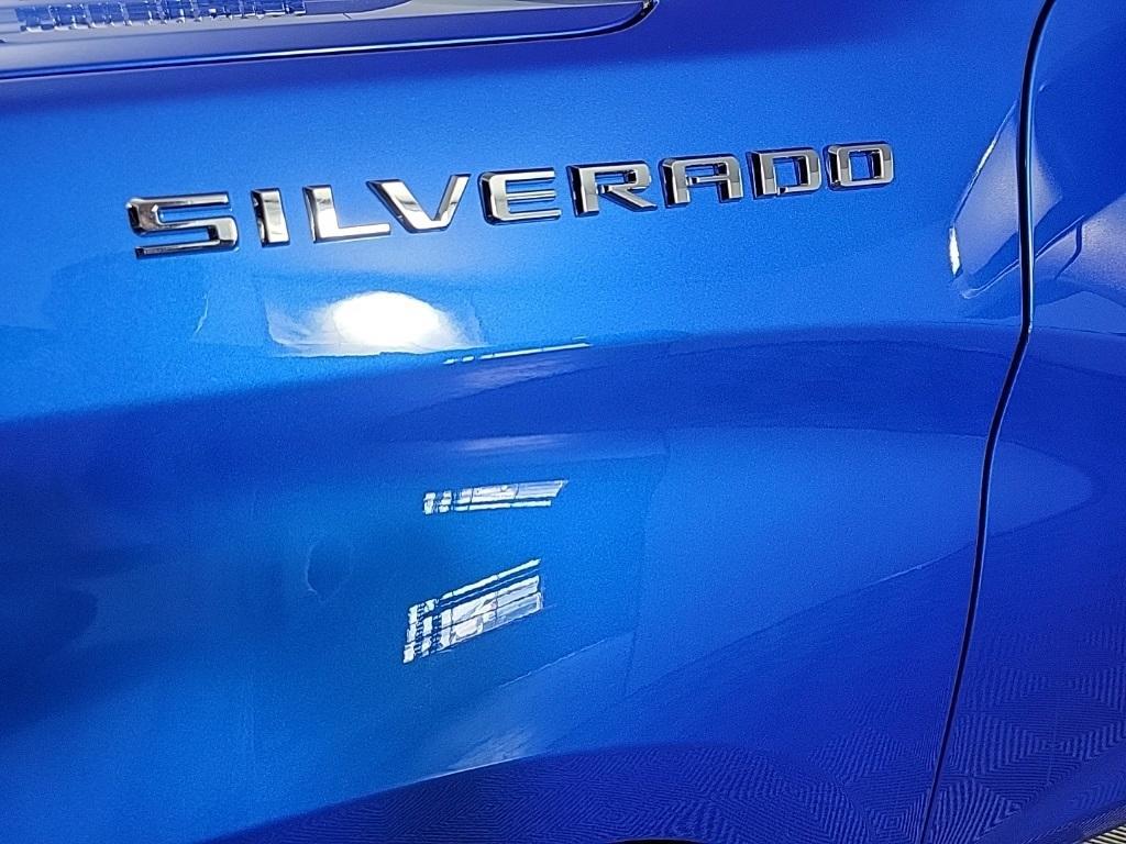 new 2025 Chevrolet Silverado 1500 car, priced at $50,955
