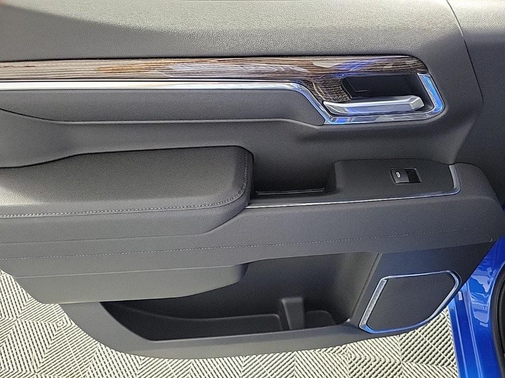 new 2025 Chevrolet Silverado 1500 car, priced at $50,955