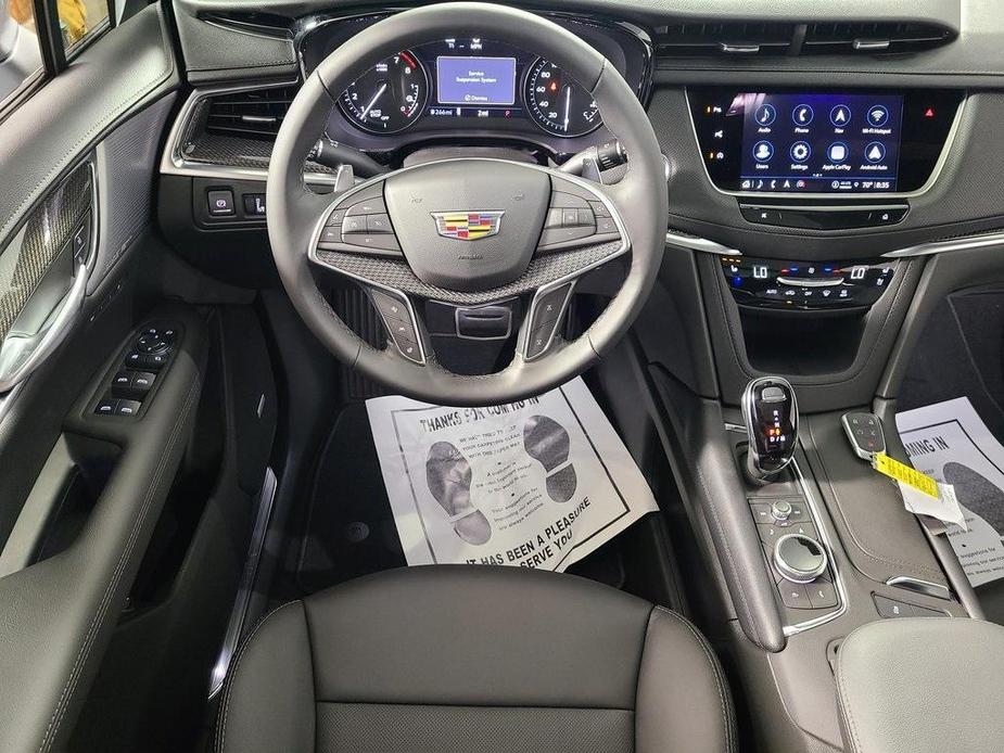 new 2025 Cadillac XT5 car, priced at $62,475