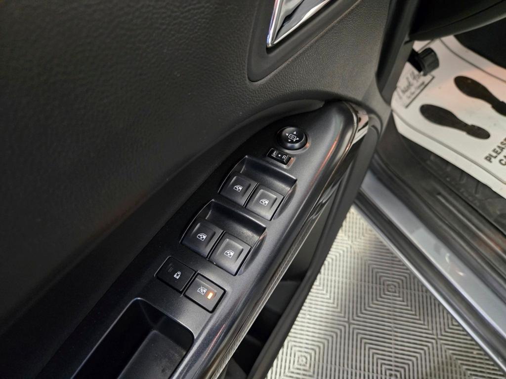 used 2021 GMC Canyon car, priced at $32,998