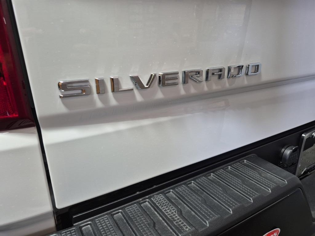 new 2025 Chevrolet Silverado 1500 car, priced at $40,870
