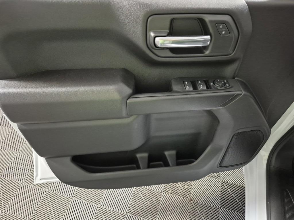 new 2025 Chevrolet Silverado 1500 car, priced at $40,870