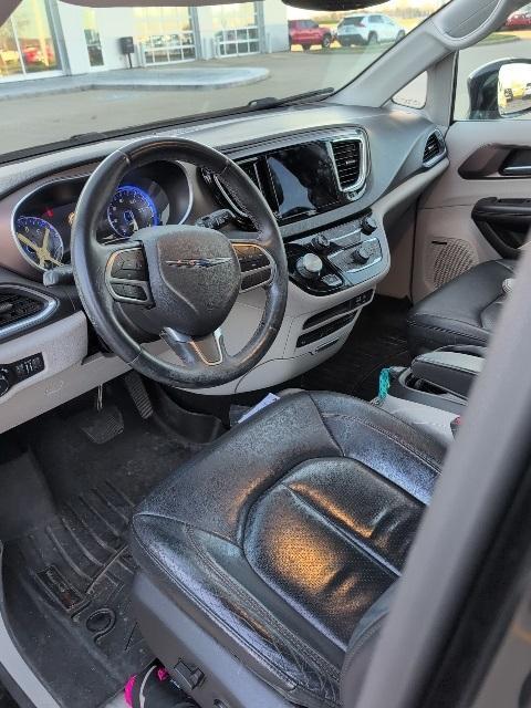 used 2018 Chrysler Pacifica car, priced at $14,912