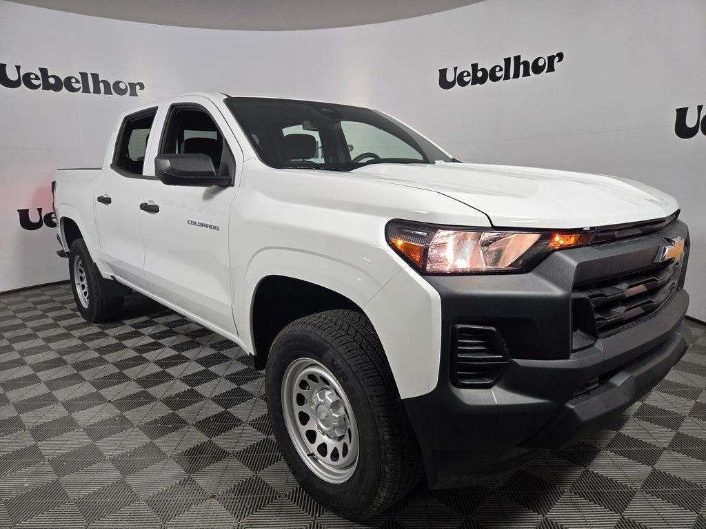 new 2025 Chevrolet Colorado car, priced at $31,535