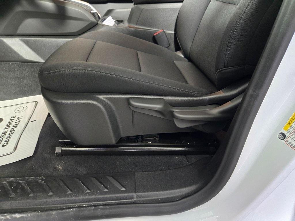 new 2025 Chevrolet Colorado car, priced at $31,535