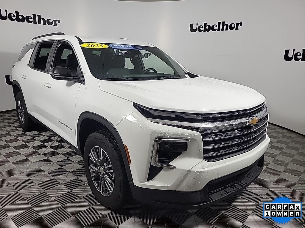 used 2025 Chevrolet Traverse car, priced at $37,995