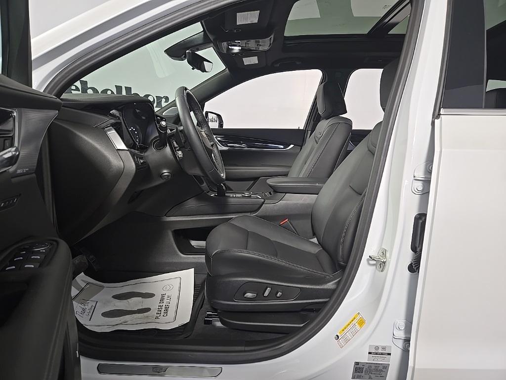 new 2025 Cadillac XT6 car, priced at $67,710