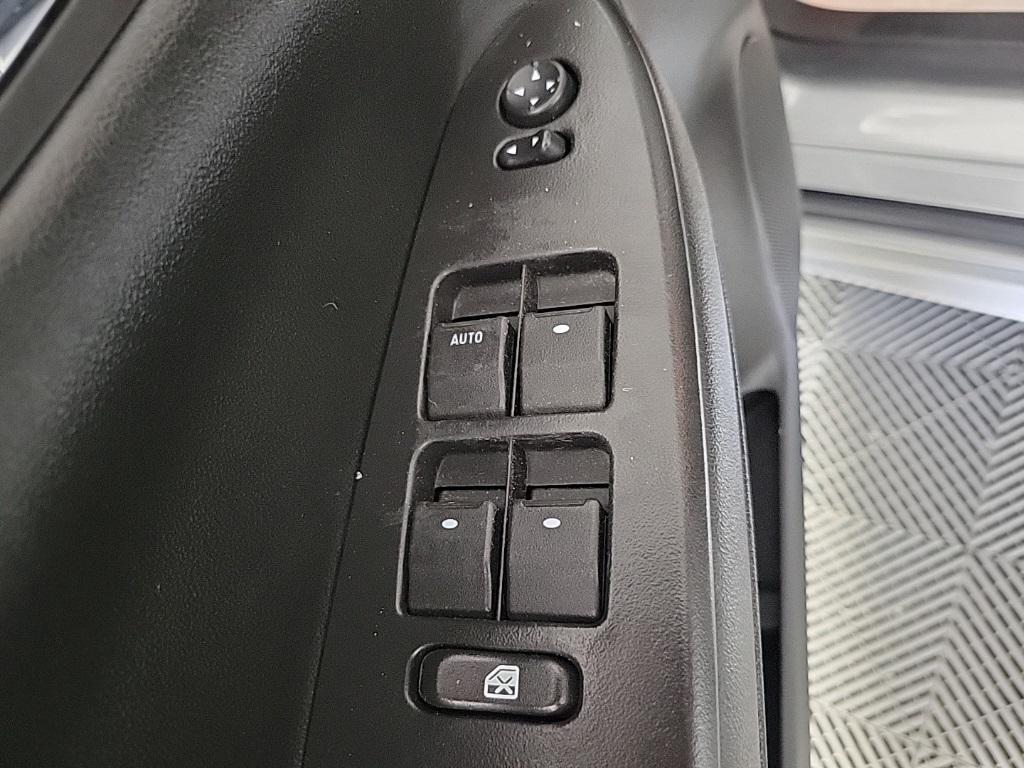 used 2015 Chevrolet Impala Limited car, priced at $13,998