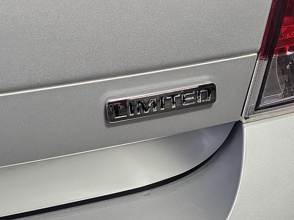 used 2015 Chevrolet Impala Limited car, priced at $13,998