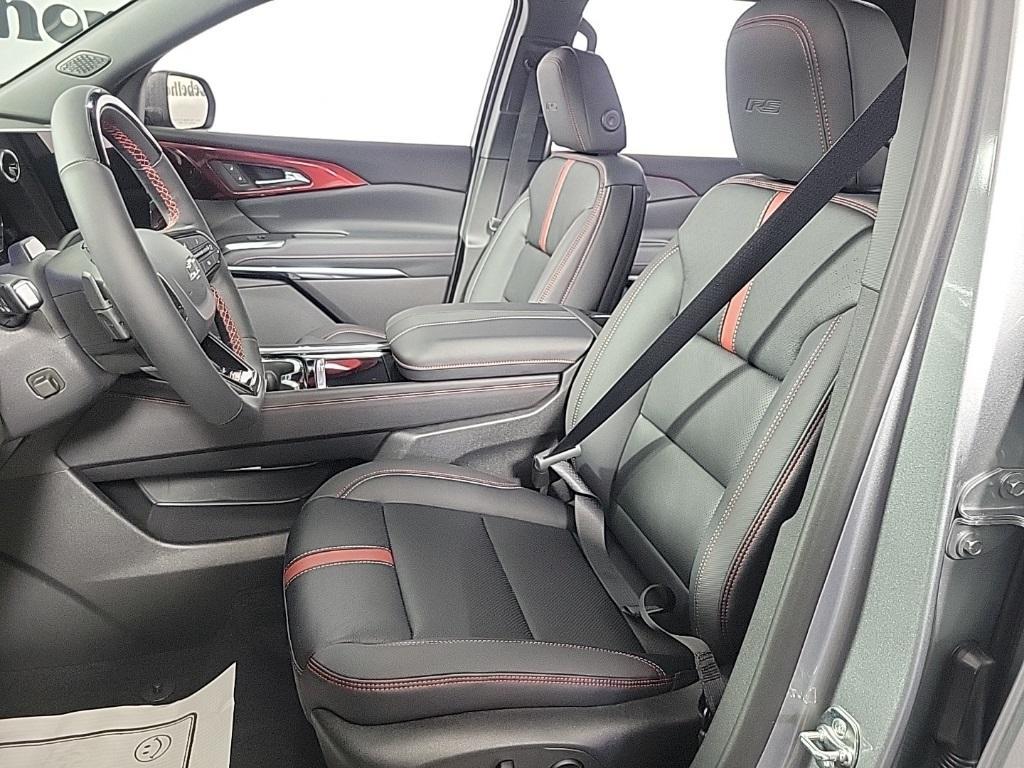 new 2026 Chevrolet Traverse car, priced at $59,760