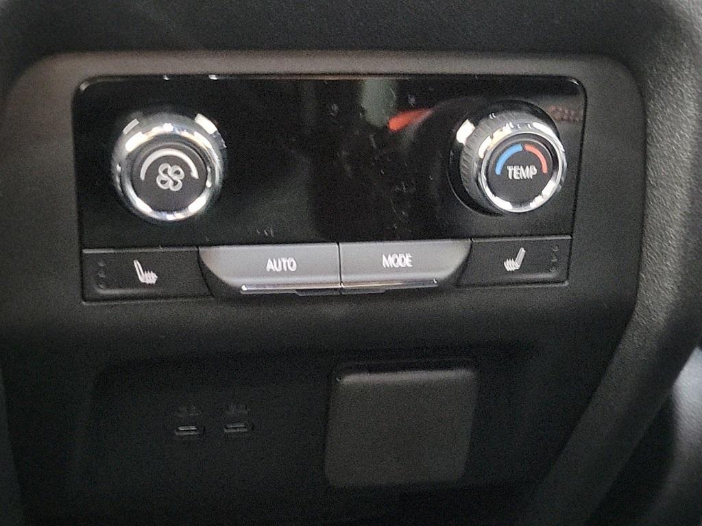 new 2026 Chevrolet Traverse car, priced at $59,760