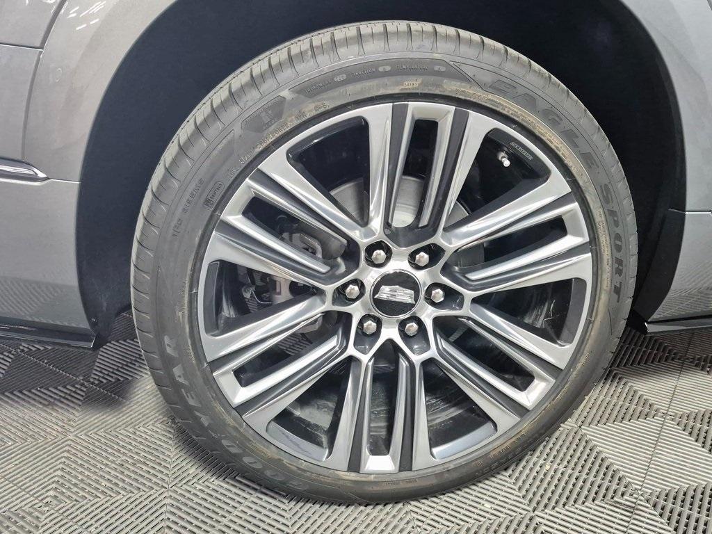 new 2026 Cadillac VISTIQ car, priced at $98,600