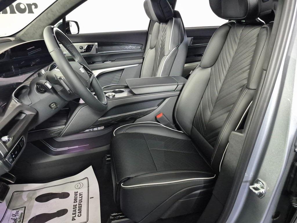 new 2026 Cadillac VISTIQ car, priced at $98,600