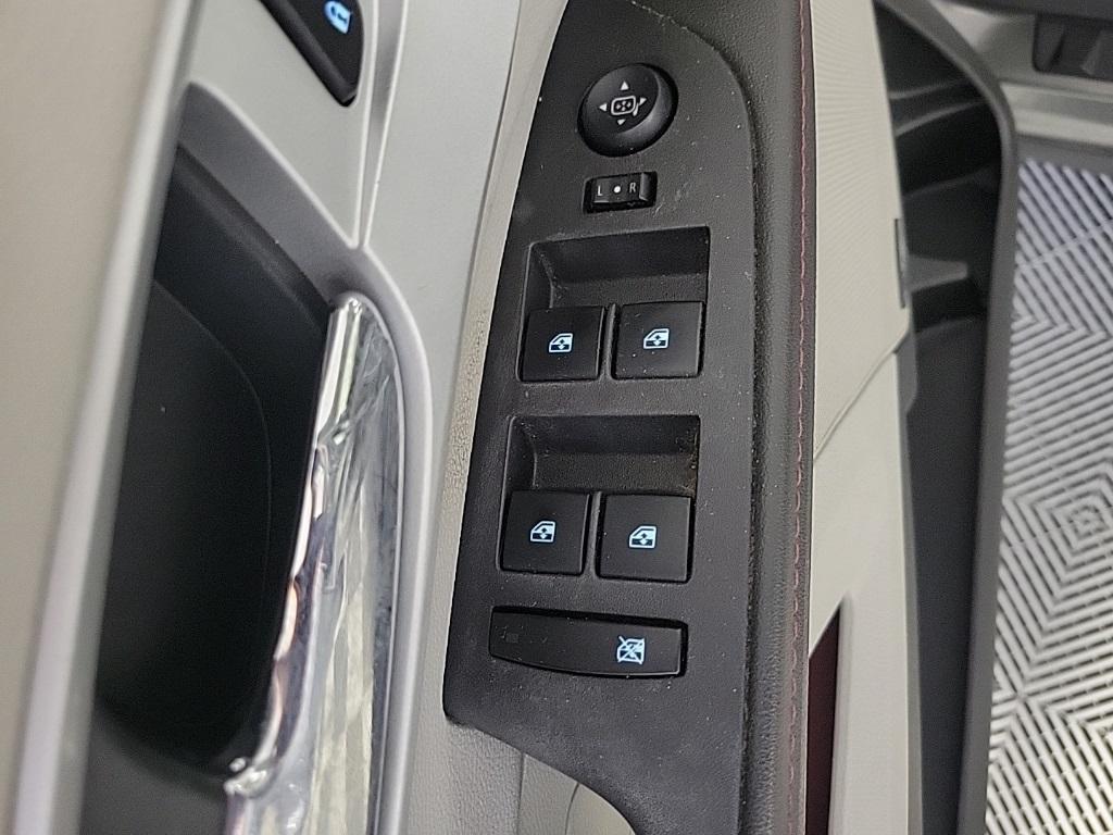 used 2013 Chevrolet Equinox car, priced at $4,998
