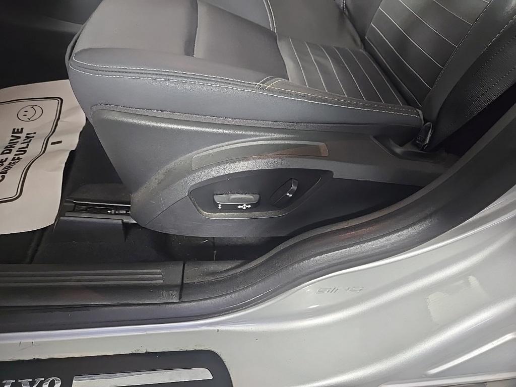 used 2006 Volvo S40 car, priced at $3,998