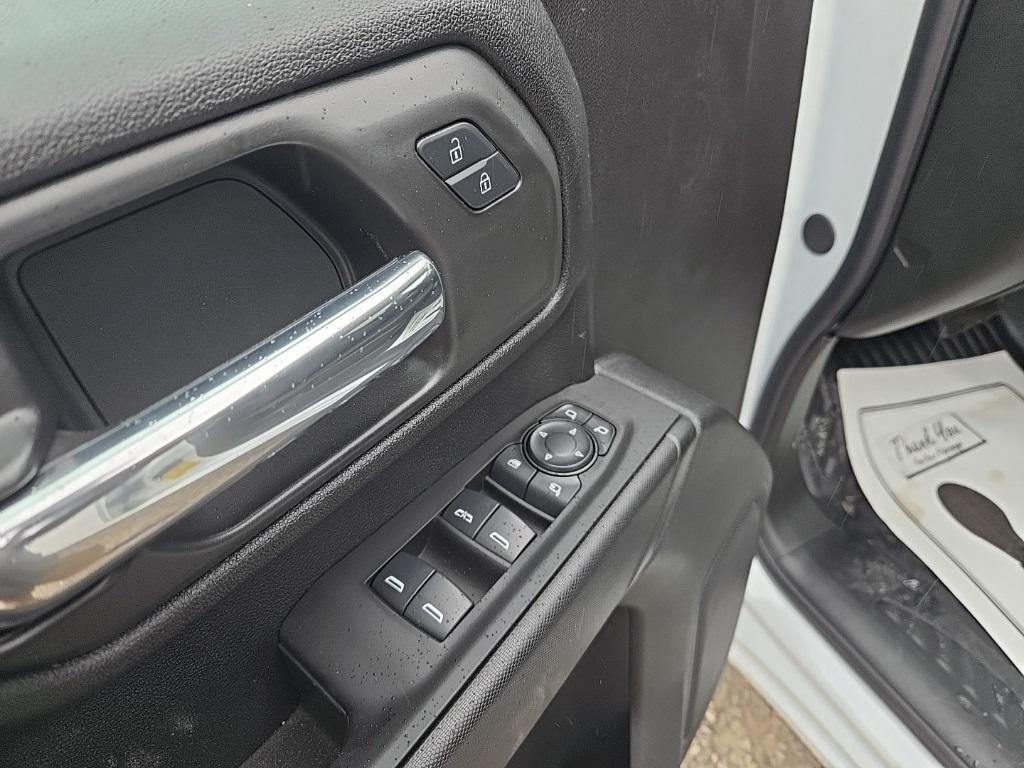 new 2025 Chevrolet Silverado 2500 car, priced at $60,600
