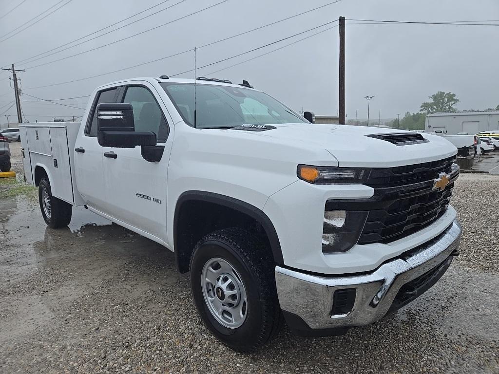 new 2025 Chevrolet Silverado 2500 car, priced at $60,600