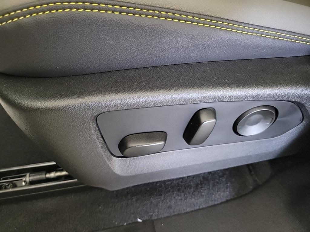 new 2026 Chevrolet Colorado car, priced at $53,425