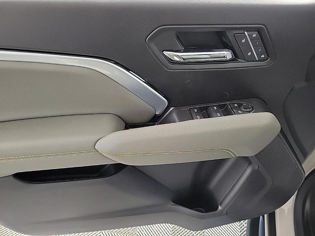 new 2026 Chevrolet Colorado car, priced at $53,425