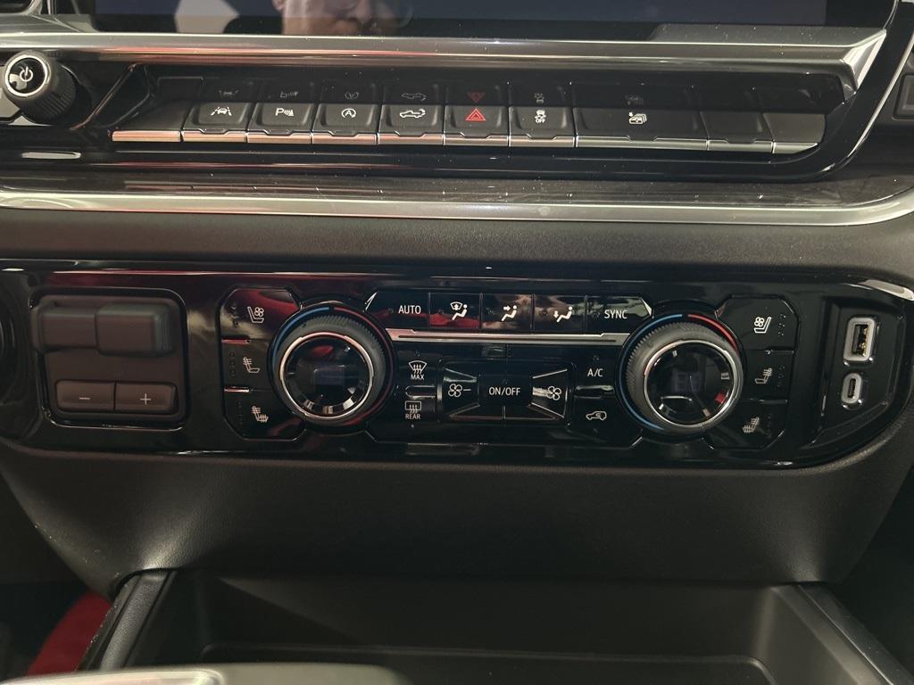 new 2025 Chevrolet Silverado 1500 car, priced at $57,644