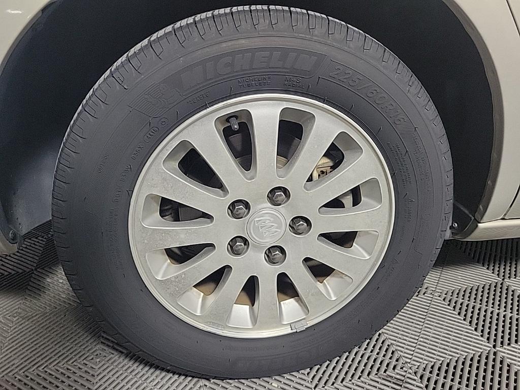 used 2007 Buick Lucerne car, priced at $11,995