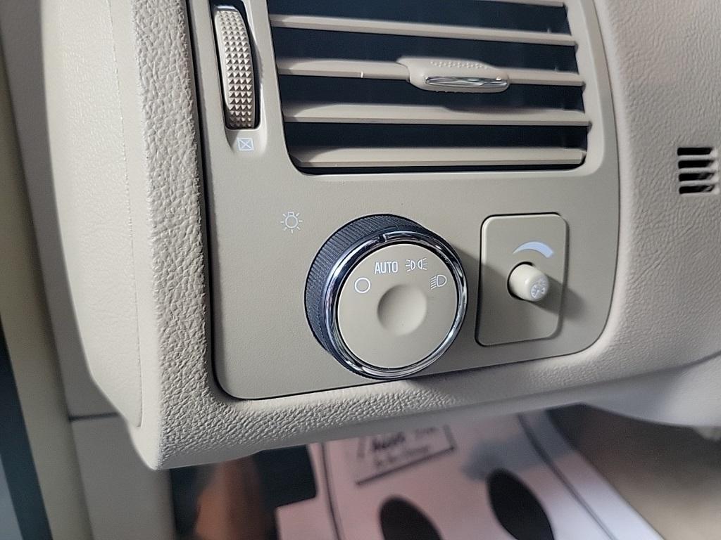 used 2007 Buick Lucerne car, priced at $11,995